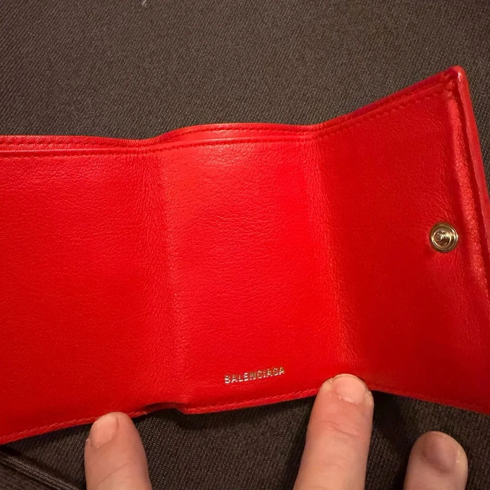 Balenciaga Red Leather Papier Wallet - Picture 3 of 5